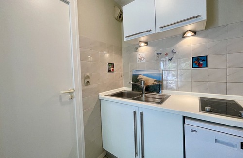 Pyla-sur-Mer Apartment | Ground-Floor T2 Cabin in Pyla with Large Terrace, Private Parking, 100m from Beach