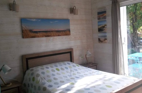 Le Porge Apartment | Guest Room "La Côte d’Argent Océane" with Private Terrace, Private Garden, and Wi-Fi