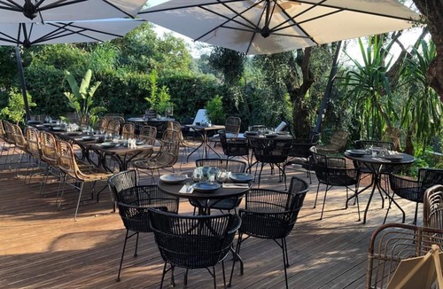 Saint-Jeannet Hotel | Hôtel Avocado