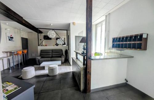 Nevers Hotel | Hôtel de Clèves
