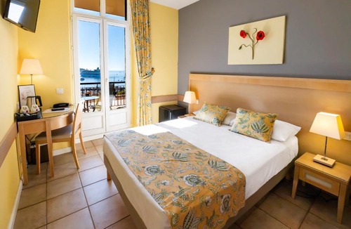 Villefranche-sur-Mer Hotel | Hôtel La Flore