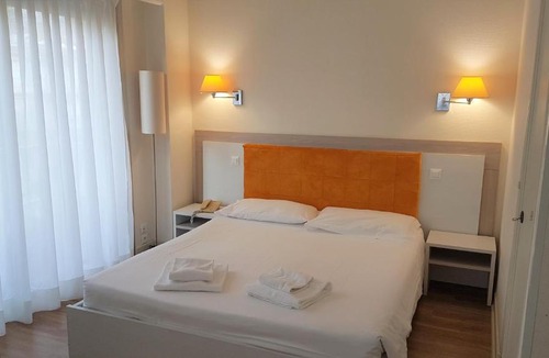 Menton Hotel | Hôtel Le Dauphin
