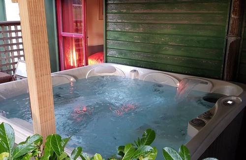 Cours Hotel | Hôtel Le Pavillon
