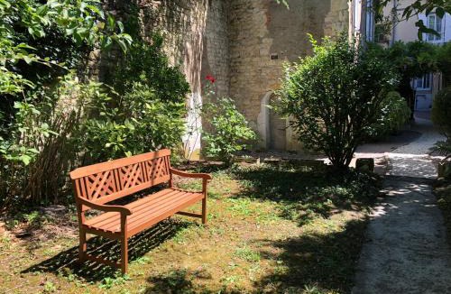 Nevers Hotel | Hôtel Villa Du Parc
