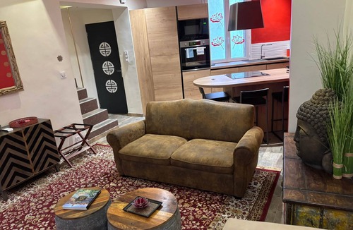 Mazarin Quarter House | Historic center, bright & Modern & AC