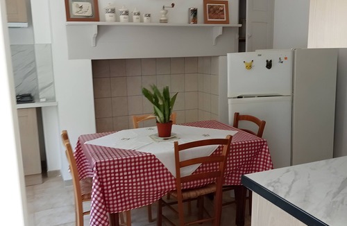 La Porcherie House | Holiday Home “La Sablière” with Private Garden