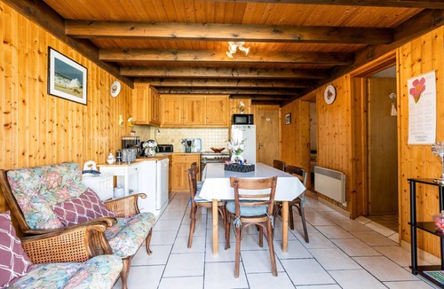 Soulac-sur-Mer House | Holiday Home "Villa Cote Atlantique" with Private Terrace & Wi-Fi