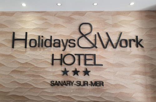 Sanary-sur-Mer Hotel | Holidays & Work HOTEL