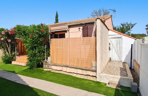 Le Castellet Ski Chalet | Homerez - Chalet in Le Castellet
