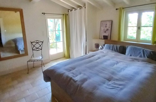 Gauriac House | Homerez - House for 4 ppl. with jacuzzi and garden at Saint-Ciers-de-Canesse