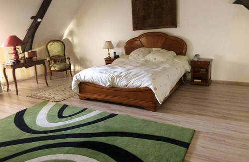 Saint-Aulaire House | Homerez - Spacious house for 6 ppl. with garden and terrace at Saint-Aulaire