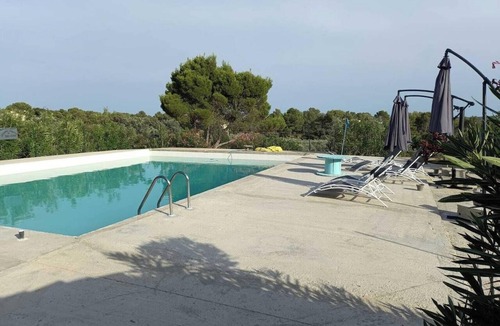 Mouries Villa | Homerez - Villa in Mouriès.