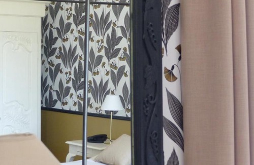Chateauneuf-du-Pape Hotel | Hostellerie du Château des Fines Roches