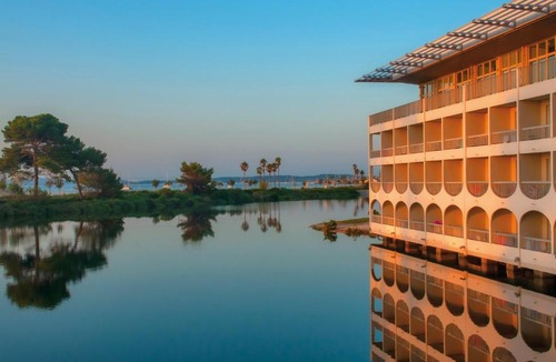 Hyeres Hotel | Hotel Club Le Plein Sud Vacances Bleues