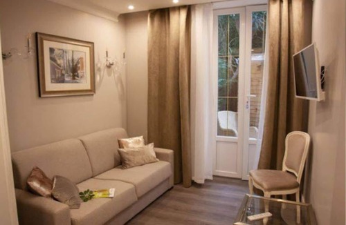 Thiers Hotel | Hotel Oasis
