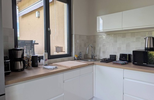 Lissac-sur-Couze House | House for 8 people Panoramic View of Lac du Causse Rated ⭐ Air-conditioned