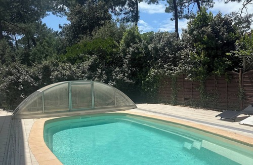 Soulac-sur-Mer House | House in a quiet residential area 12 minutes walk from the beach