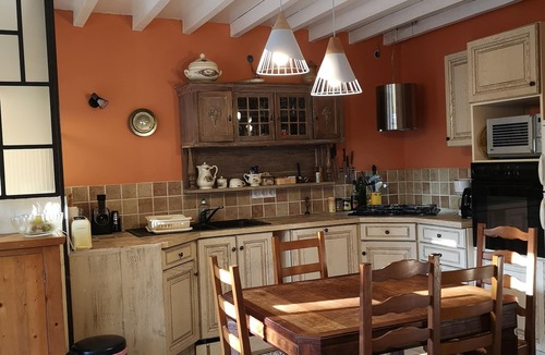 Saint-Franchy House | House in a typical village between lake and forest