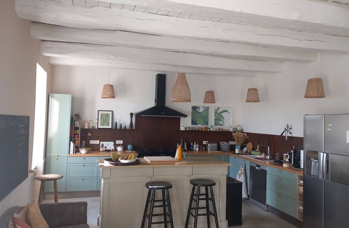 Verines House | House in the heart of the village with a pool, near La Rochelle and Île de Ré