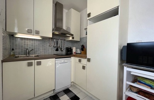 Domino House | House near the beach with wifi and parking