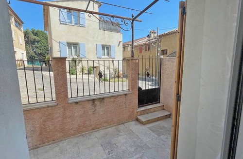 Guerrevieille House | House T3 - 4/5 people - Sea view - Air conditioning - Wifi - Close to the beach - Grimaud