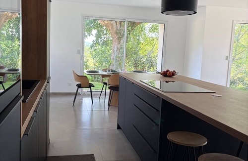 Collonges-sous-Saleve House | House with a garden on the French-Swiss border – 5 minutes from Geneva