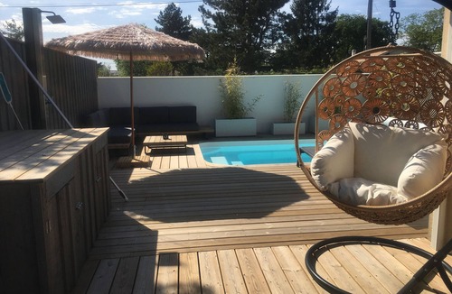 Gujan-Mestras Villa | House with terrace and swimming pool, near the coastal path and Gujan harbours
