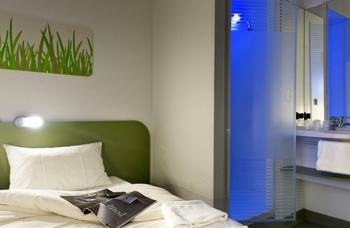 Quartier du Lac Hotel | ibis budget Bordeaux Le Lac