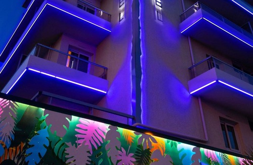 Menton Hotel | ibis budget Menton Bord de Mer