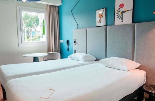 Martigues Hotel | ibis Martigues