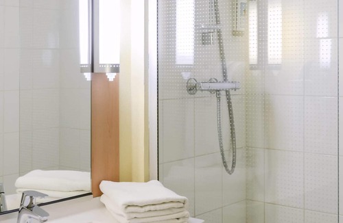 Nevers Hotel | ibis Nevers