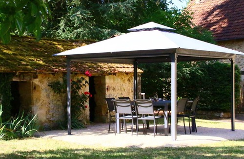 Daglan House | Idyllic family retreat - spacious, tranquil, Games Room in a restored Farmhouse