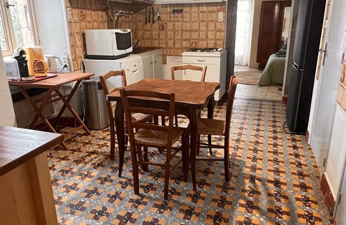Balazuc House | In Balazuc, terrace overlooking the Ardèche gorges, 300 m from the beach.