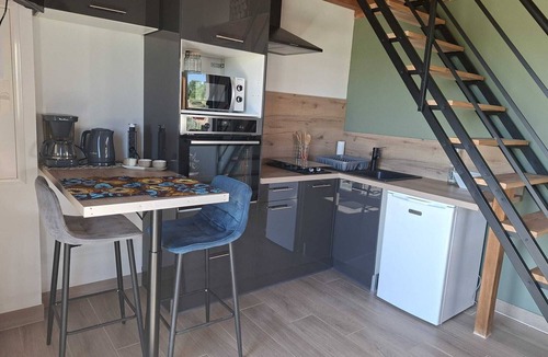 Valensole Apartment | In the heart of olive groves and lavender fields, near the Gorges du Verdon!