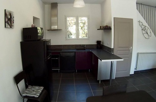 Orgnac-l'Aven House | In the southern Ardèche, house on a forested and fenced ground with pool, quiet