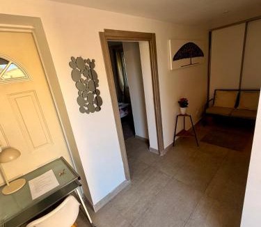 Saint-Antoine House | Indépendance privée avec piscine ,cuisine et parking proche hôpital nord