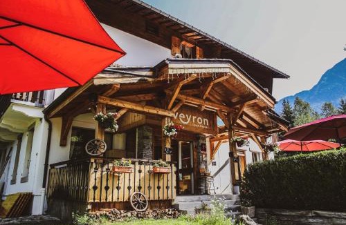Les Praz-de-Chamonix Hotel | L'Arveyron Open House