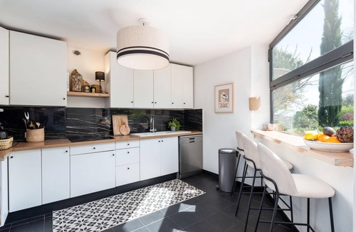 Saint-Didier-au-Mont-d'Or Villa | L'atelier - Charming House with swimming pool and garden