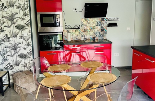 Montils House | L'Entre 2 Charentes - Cosy 2-room apartment in Charente house with garden