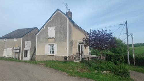 Dun-sur-Grandry House | l'hirondelle 2 tot 9 personen