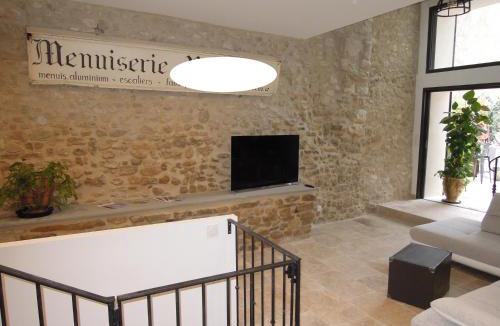 Cereste House | La Bourgade