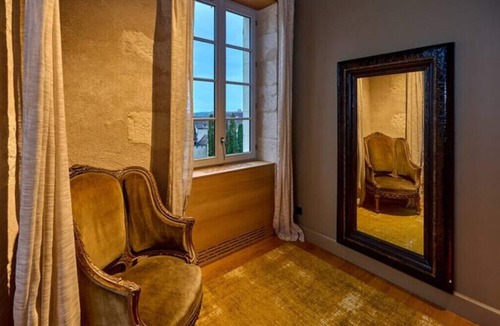 Nevers Apartment | La Chapelle, the only 5-star Suite in Nevers