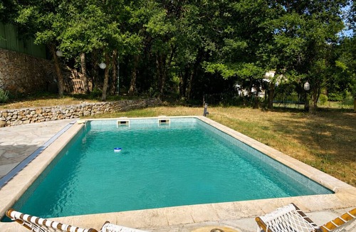 Saint-Paul-en-Foret Villa | La Cigale - Dogfriendly ground floor villa with swimming pool, jacuzzi and large garden