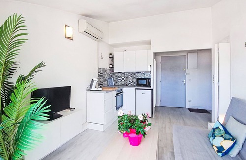 Les Sablettes Apartment | La Croisette by Interhome