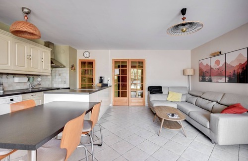 Vitrolles Apartment | La Durance - 10 min de l'aéroport de Marseille
