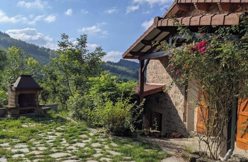 Escoutoux House | La Grange, self-catering cottage in the heart of greenery (9/11 pers)