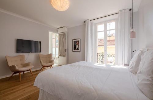 Cannes City Centre Apartment | La Guitare 34 - Nice studio in center of Cannes, right behind Grand Hotel
