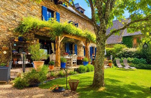 Bassin de Brive House | La Maison Bleue
