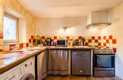 Les Cinq Avenues House | La Petite Provence
