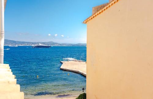 Old Town Apartment | La Petite Sirene l Vue Mer La Ponche l Shellter-Rentals